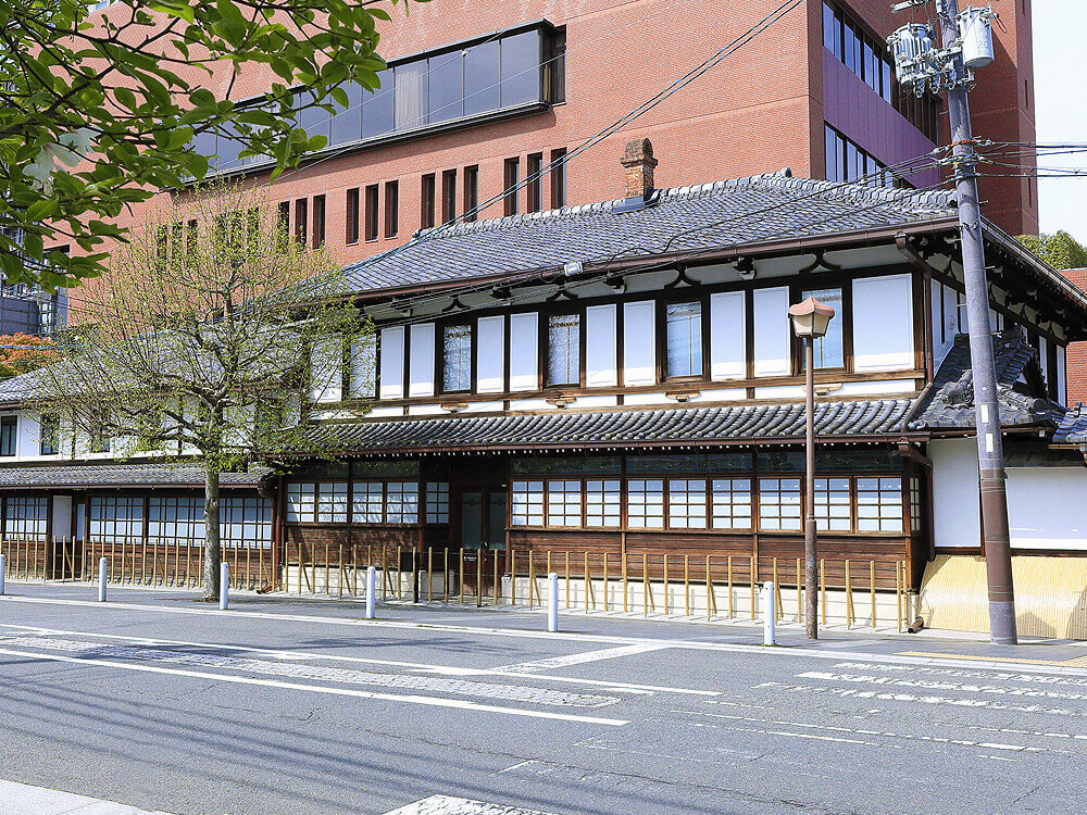 島津製作所 創業記念資料館外観