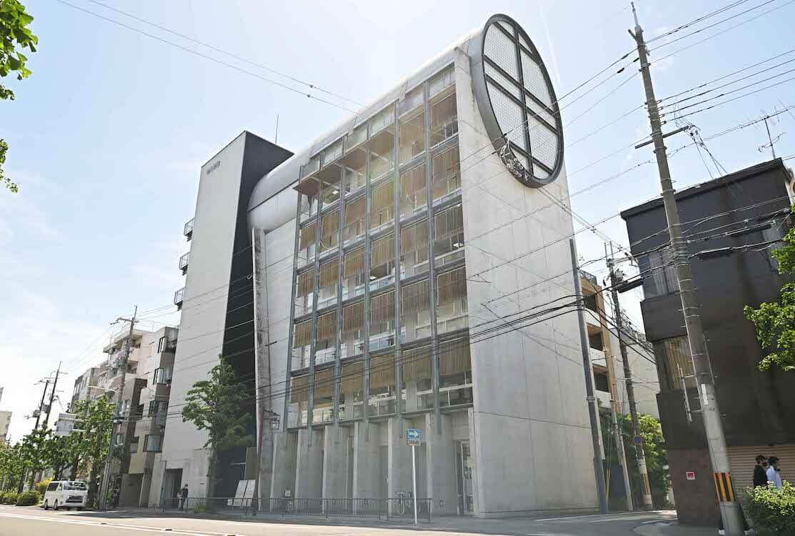 毎日新聞京都ビル外観