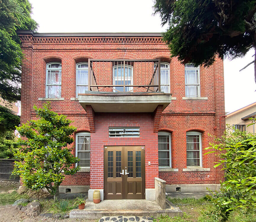 衣笠会館(旧藤村岩次郎邸)外観