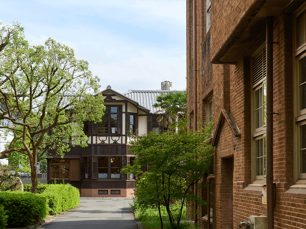 京都工芸繊維大学外観