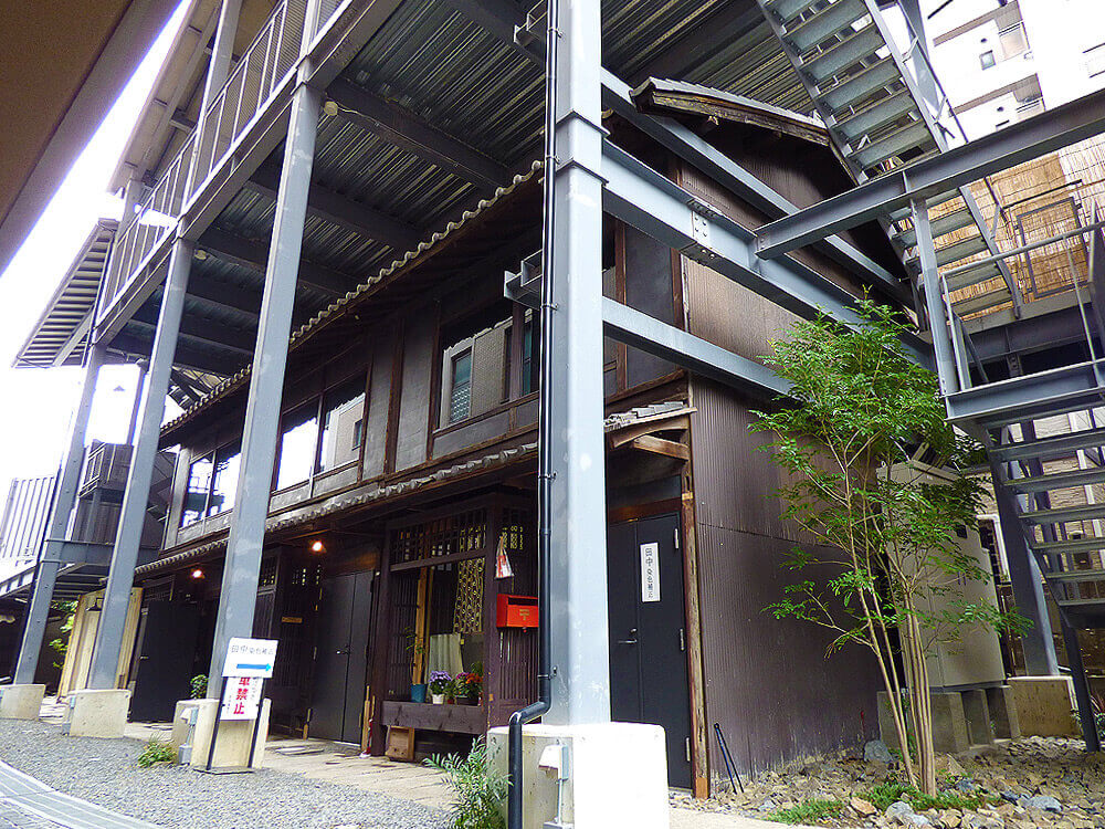 SHIKIAMI CONCON外観