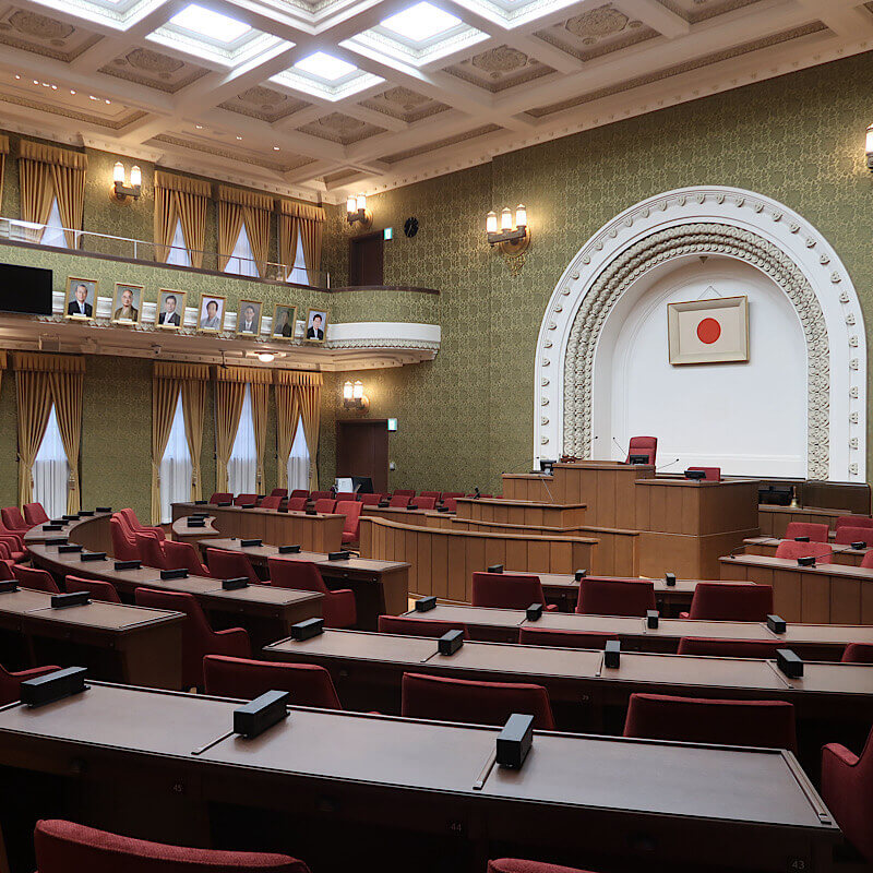 京都市役所本庁舎|パスポート公開