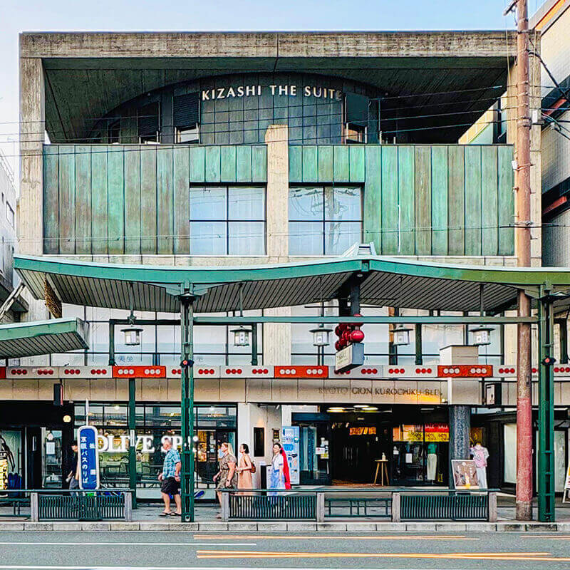 祇園くろちくビル|パスポート公開